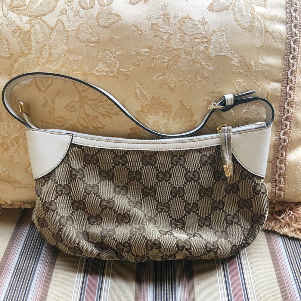 Gucci GG shoulder bag white